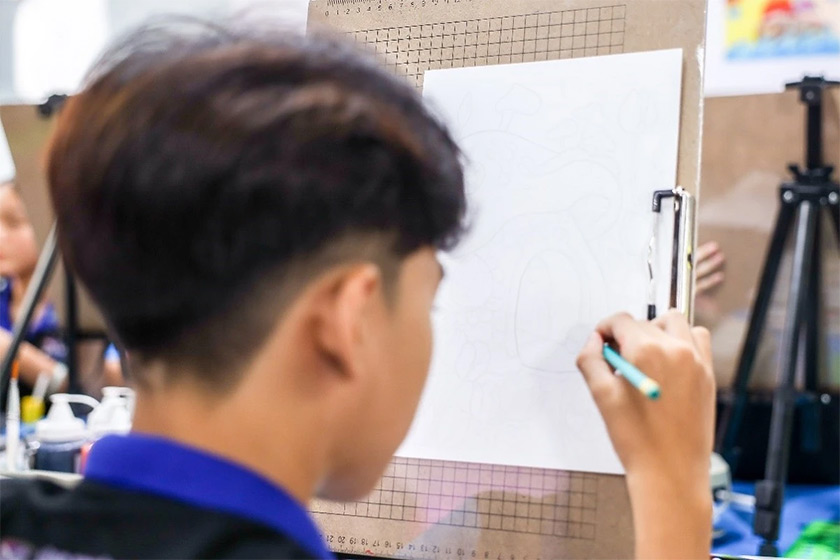 học hội họa thiếu nhi ở á âu